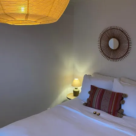 Chez Sybi Πανσιόν